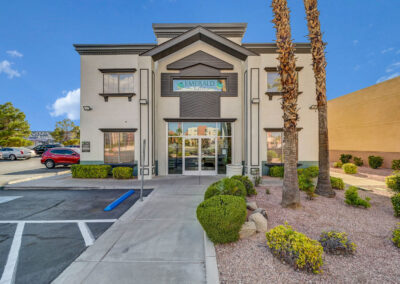Emerald Suites | Las Vegas Boulevard South